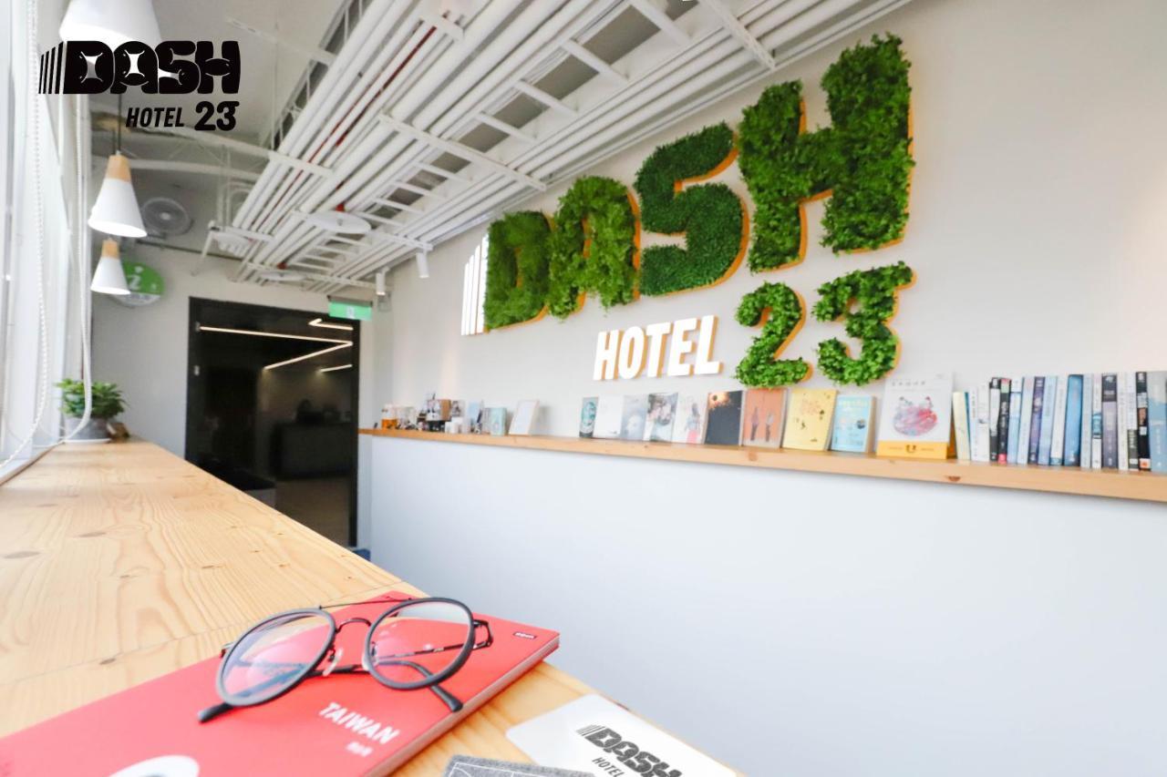 Dash 23 Hotel Тайнань Екстер'єр фото